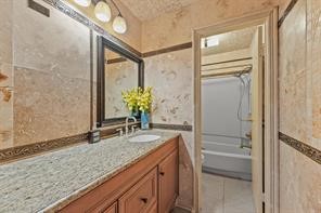 2379 Briarwest Blvd 88 , Houston, TX, 77077 | 46898236 | Realty Texas LLC