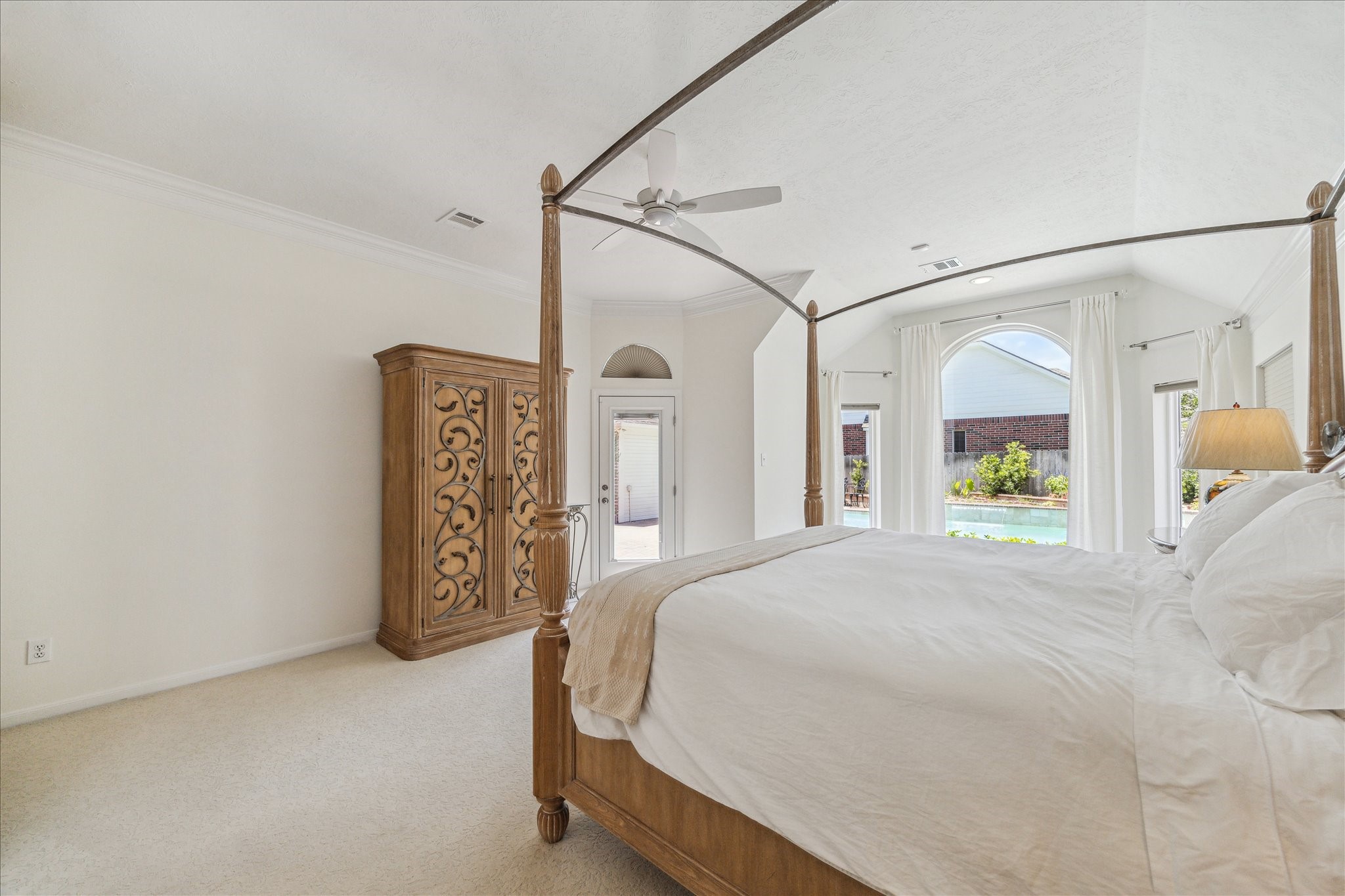 918 Whitby Court , Sugar Land, TX, 77479 | 5627623 | Realty Texas LLC