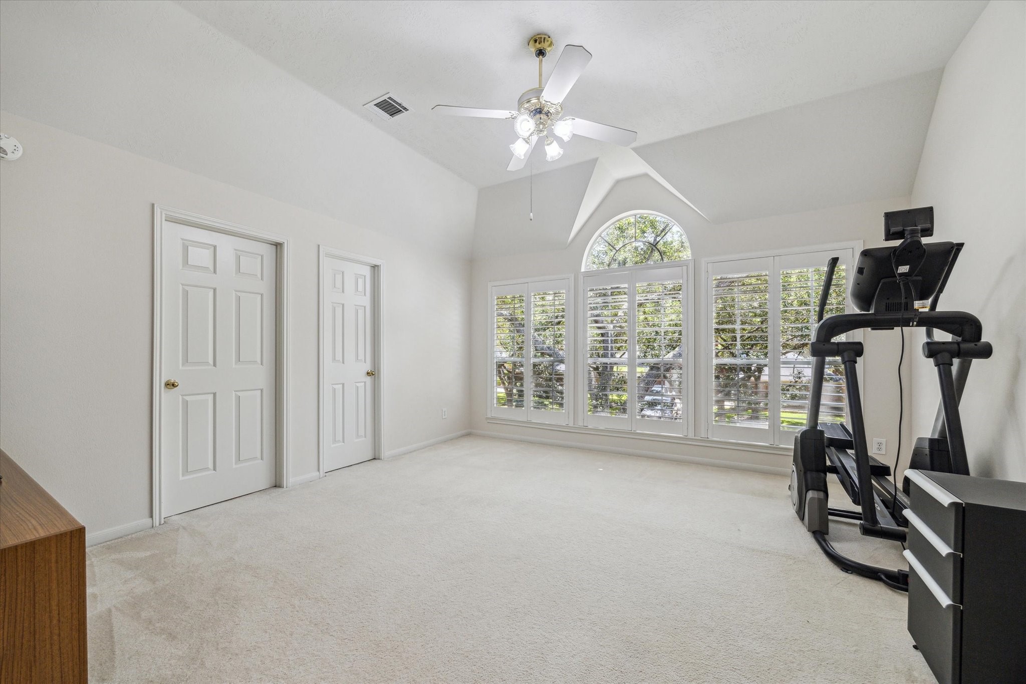 918 Whitby Court , Sugar Land, TX, 77479 | 5627623 | Realty Texas LLC