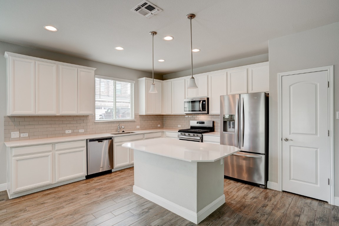 1050 Kenney Fort Crossing 8 , Round Rock, TX, 78665 | 3944679 | Realty Texas LLC