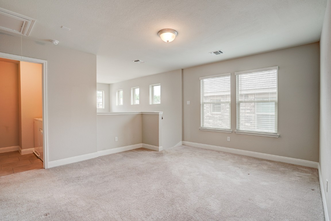 1050 Kenney Fort Crossing 8 , Round Rock, TX, 78665 | 3944679 | Realty Texas LLC