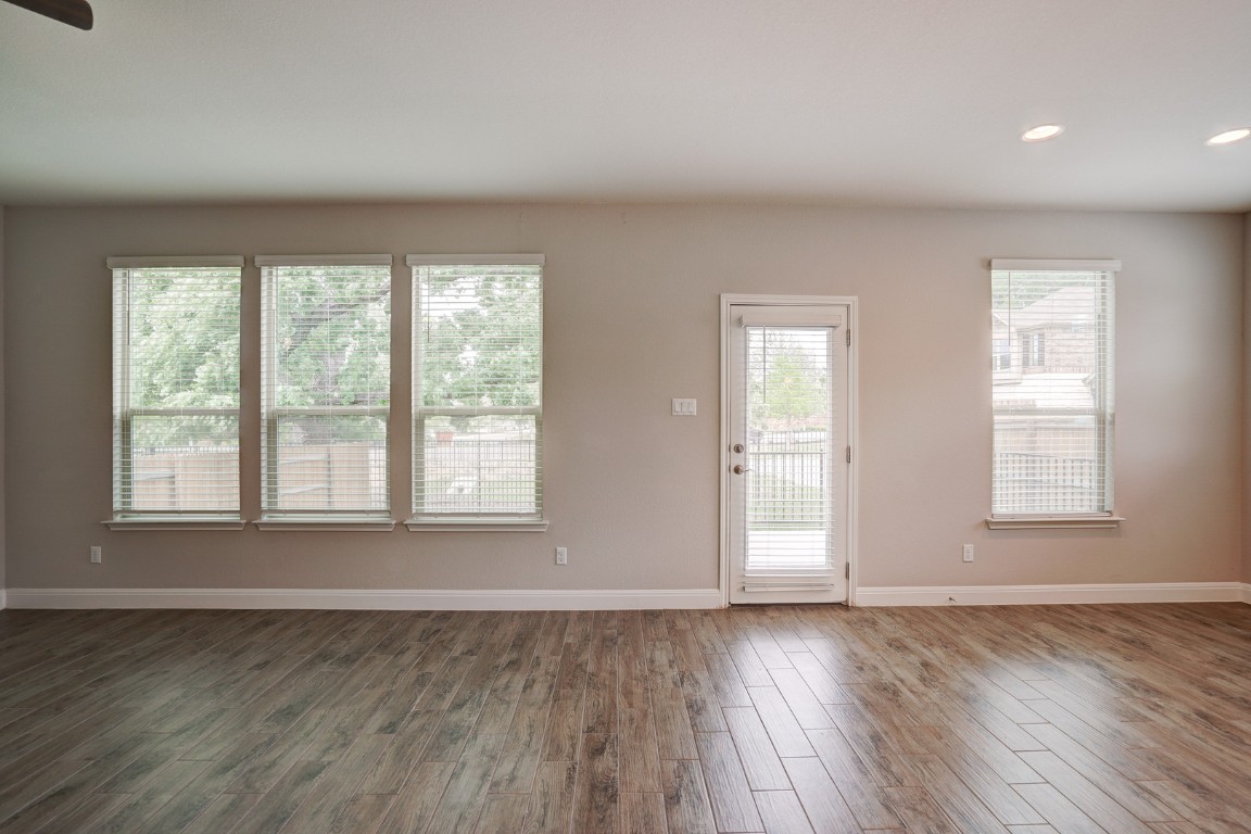 1050 Kenney Fort Crossing 8 , Round Rock, TX, 78665 | 3944679 | Realty Texas LLC