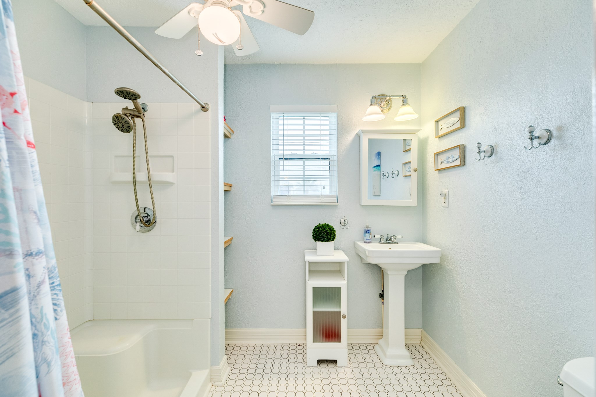 315 Caisson Street , Surfside Beach, TX, 77541 | 22600535 | Realty Texas LLC
