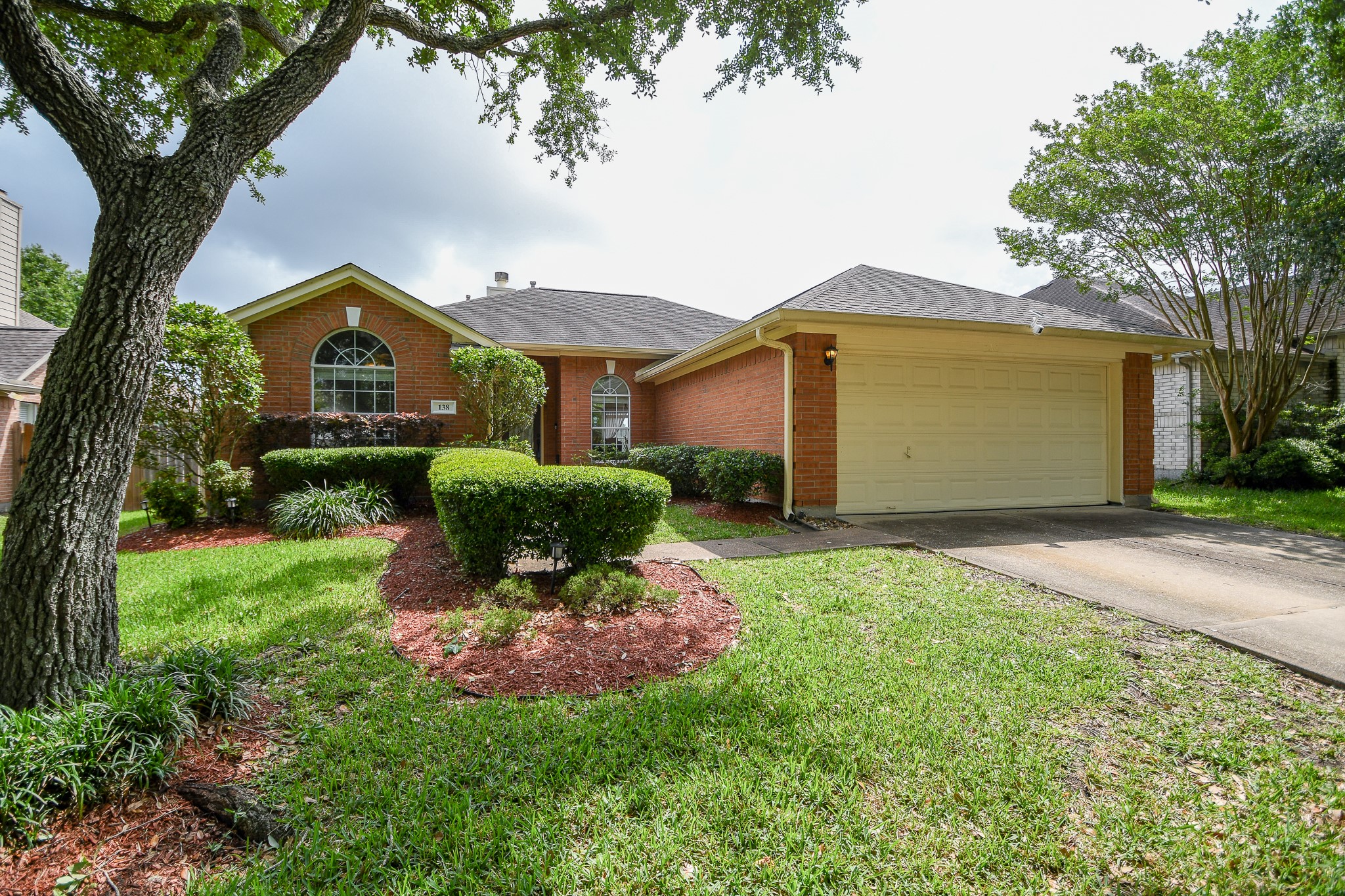 For Sale: 138 Crescent Bay Drive Blog Image Banner