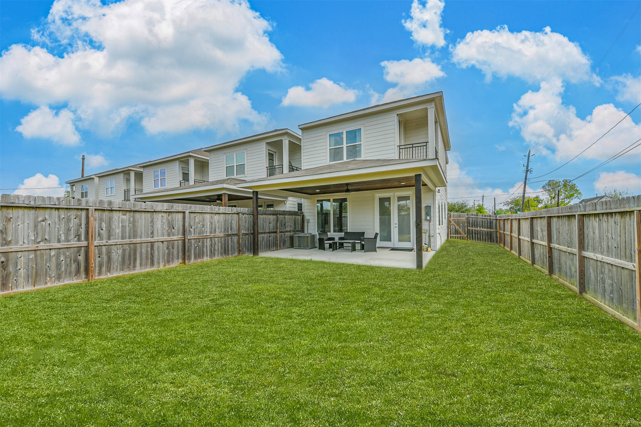 2503 Des Chaumes Street , Houston, TX, 77026 | 18298440 | Realty Texas LLC