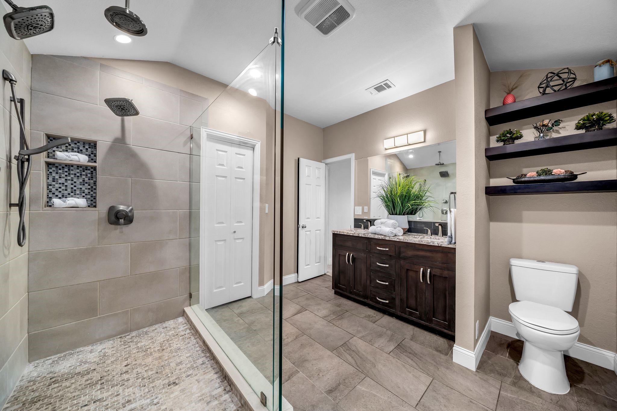 141 Redwood Drive , Highland Village, TX, 75077 | 20927999 | Realty Texas LLC