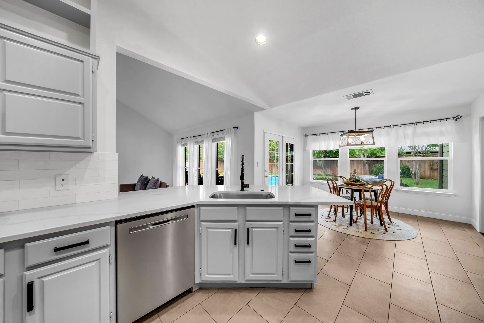 141 Redwood Drive , Highland Village, TX, 75077 | 20927999 | Realty Texas LLC