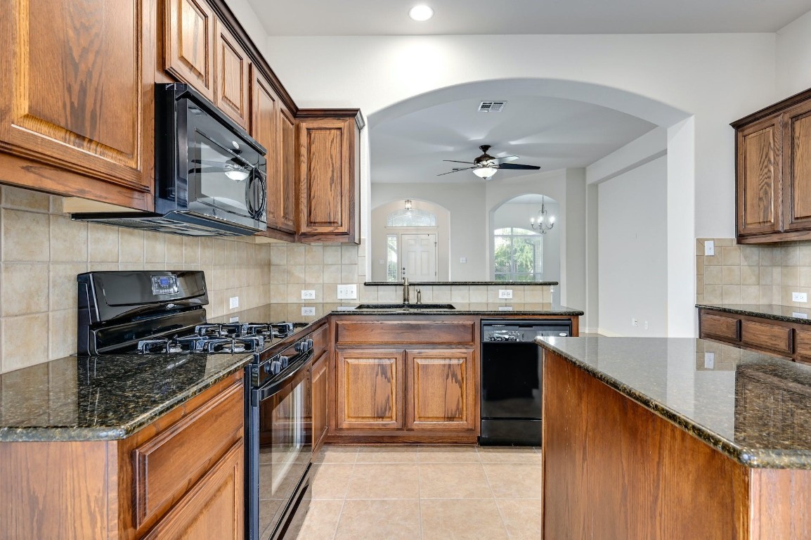 1809 Hidden Springs Path , Round Rock, TX, 78665 | 2337763 | Realty Texas LLC