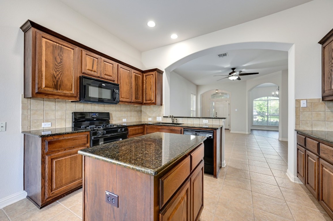 1809 Hidden Springs Path , Round Rock, TX, 78665 | 2337763 | Realty Texas LLC