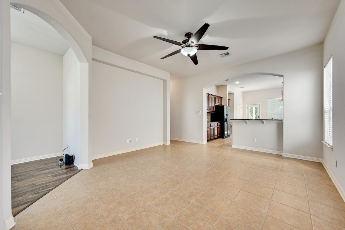 1809 Hidden Springs Path , Round Rock, TX, 78665 | 2337763 | Realty Texas LLC