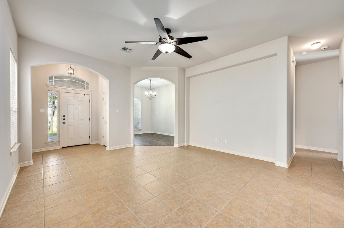 1809 Hidden Springs Path , Round Rock, TX, 78665 | 2337763 | Realty Texas LLC