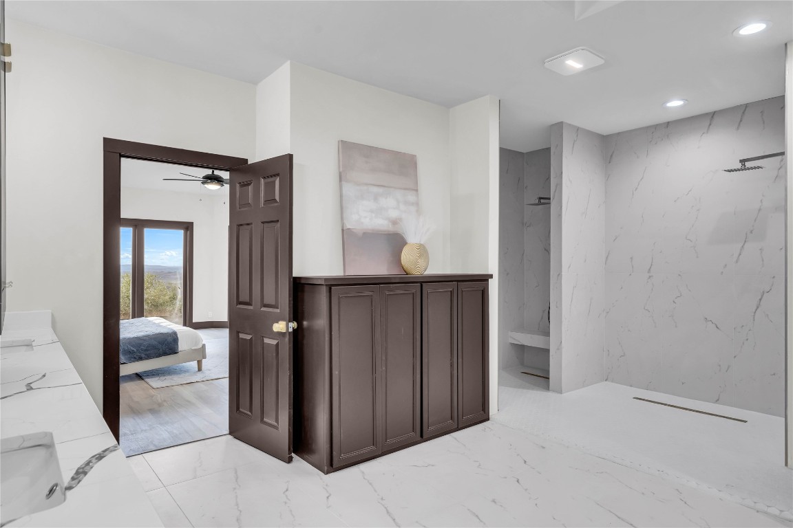 112 Paragon Court , Lakeway, TX, 78734 | 7998794 | Realty Texas LLC