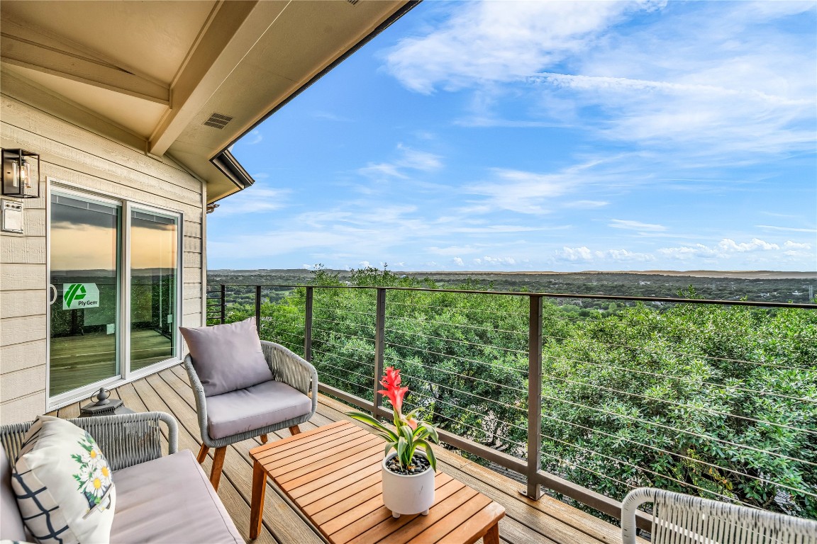 112 Paragon Court , Lakeway, TX, 78734 | 7998794 | Realty Texas LLC