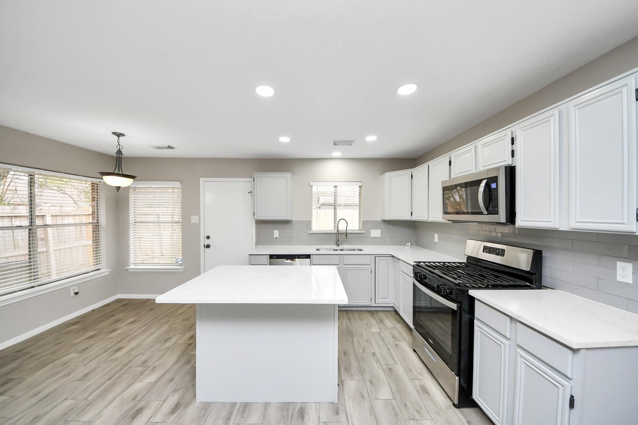 4915 Pecan Grove Dr , Pearland, TX, 77584 | 10247229 | Realty Texas LLC