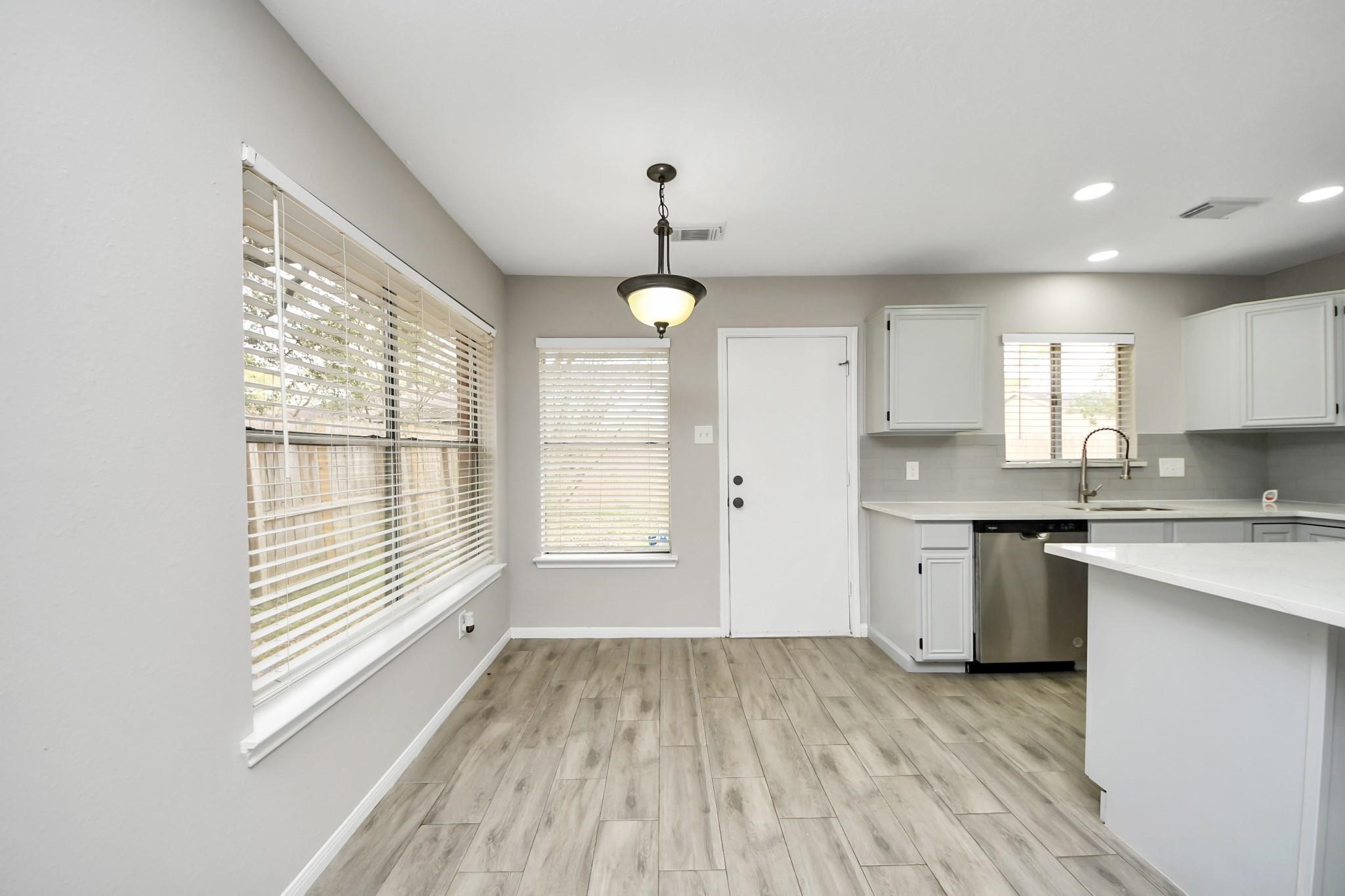 4915 Pecan Grove Dr , Pearland, TX, 77584 | 10247229 | Realty Texas LLC