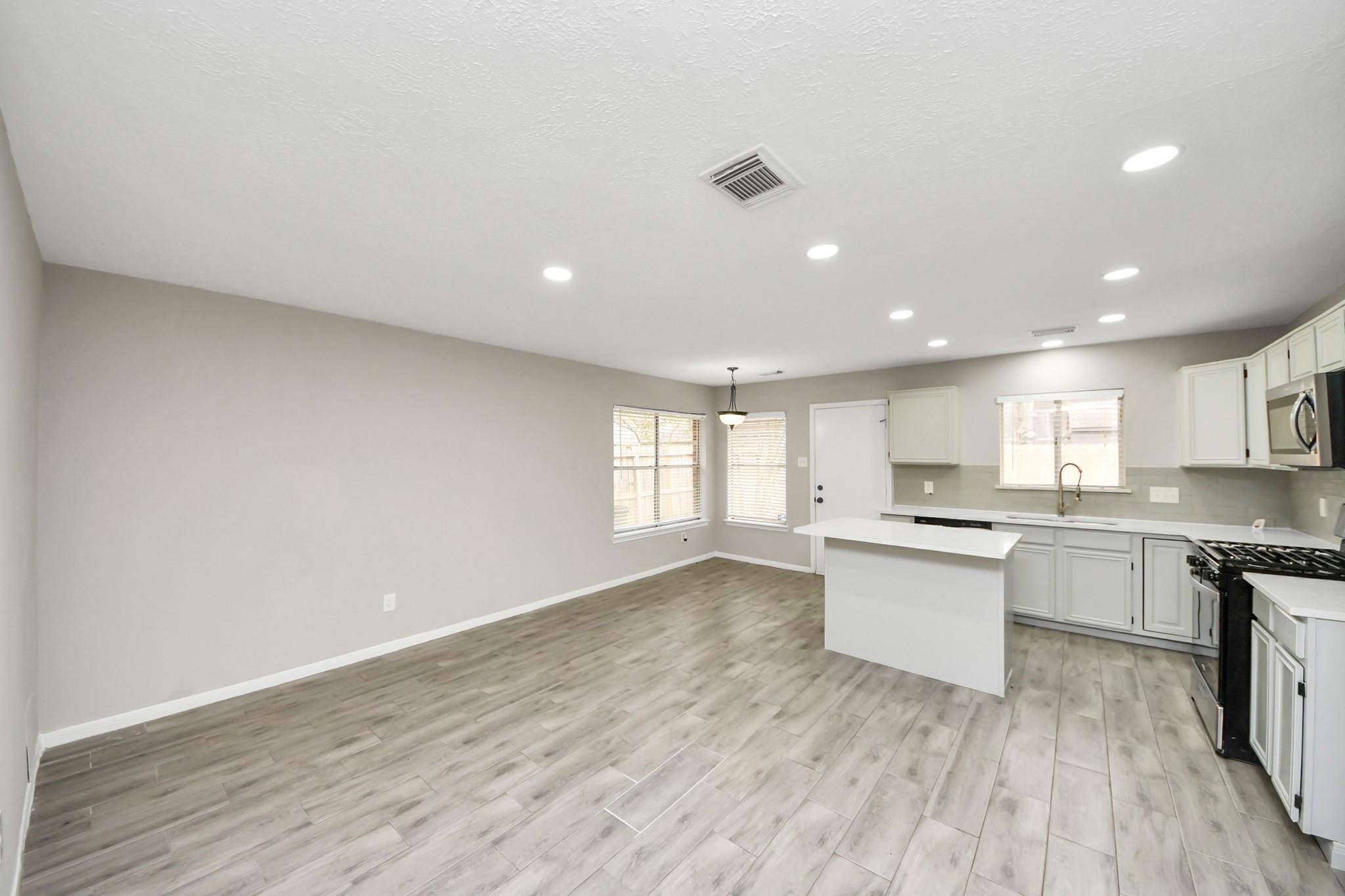 4915 Pecan Grove Dr , Pearland, TX, 77584 | 10247229 | Realty Texas LLC