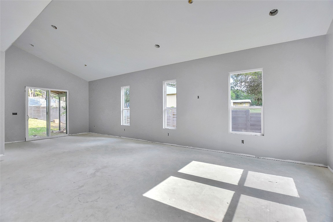 107 Mary Street , Bastrop, TX, 78602 | 8985554 | Realty Texas LLC