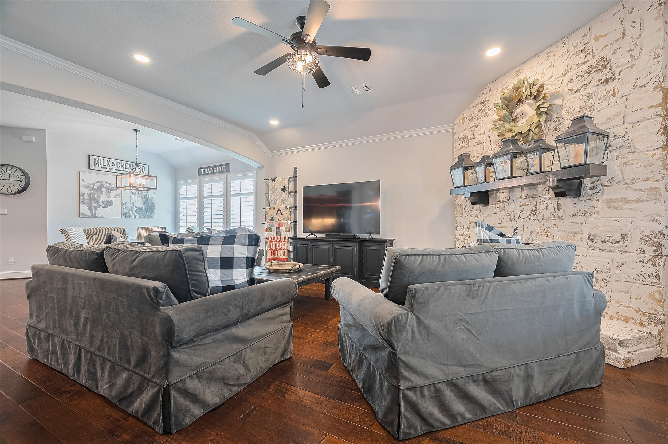6 Sagamore Ridge Place , Spring, TX, 77389 | 63334532 | Realty Texas LLC