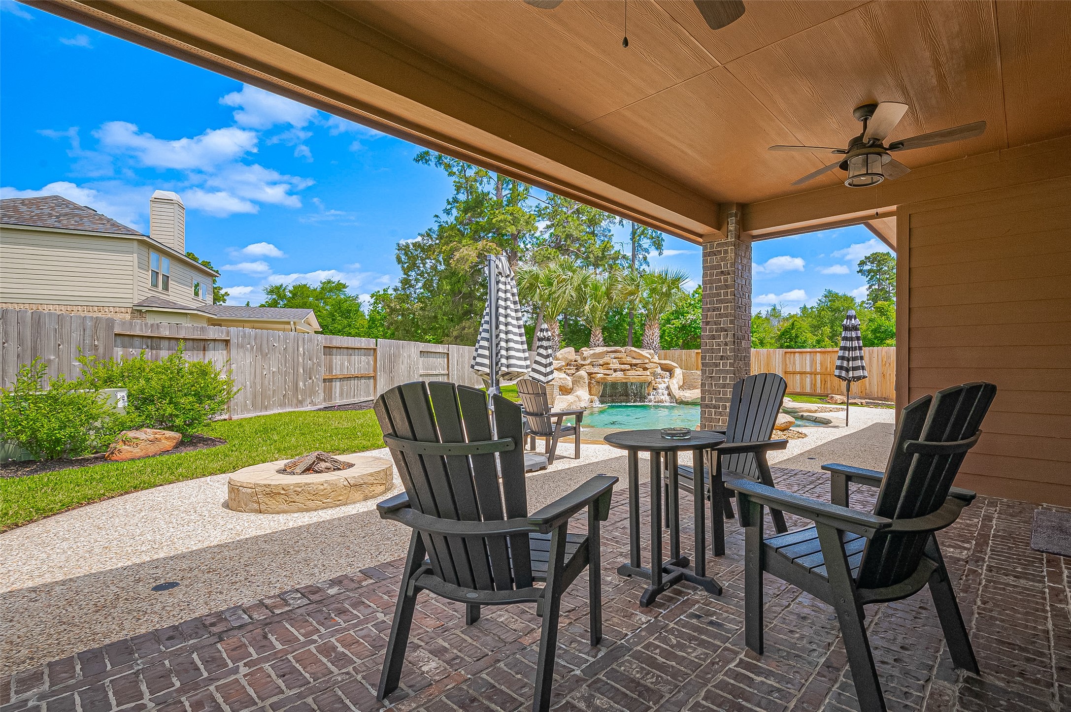 6 Sagamore Ridge Place , Spring, TX, 77389 | 63334532 | Realty Texas LLC