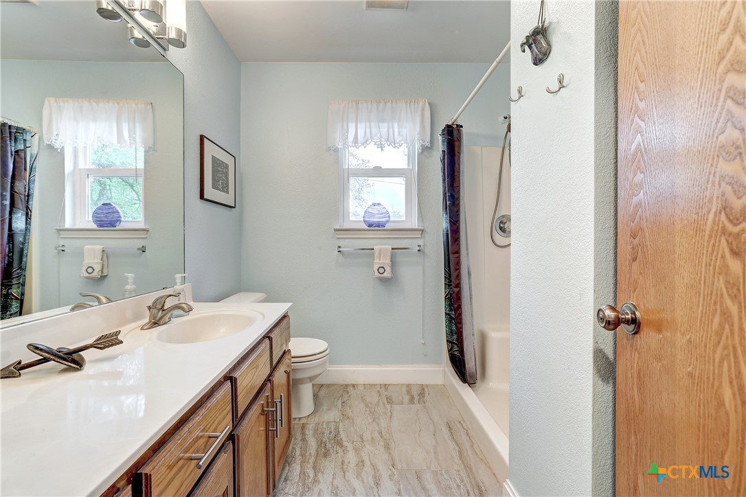 9840 N Live Oak Road , Salado, TX, 76571 | 578378 | Realty Texas LLC