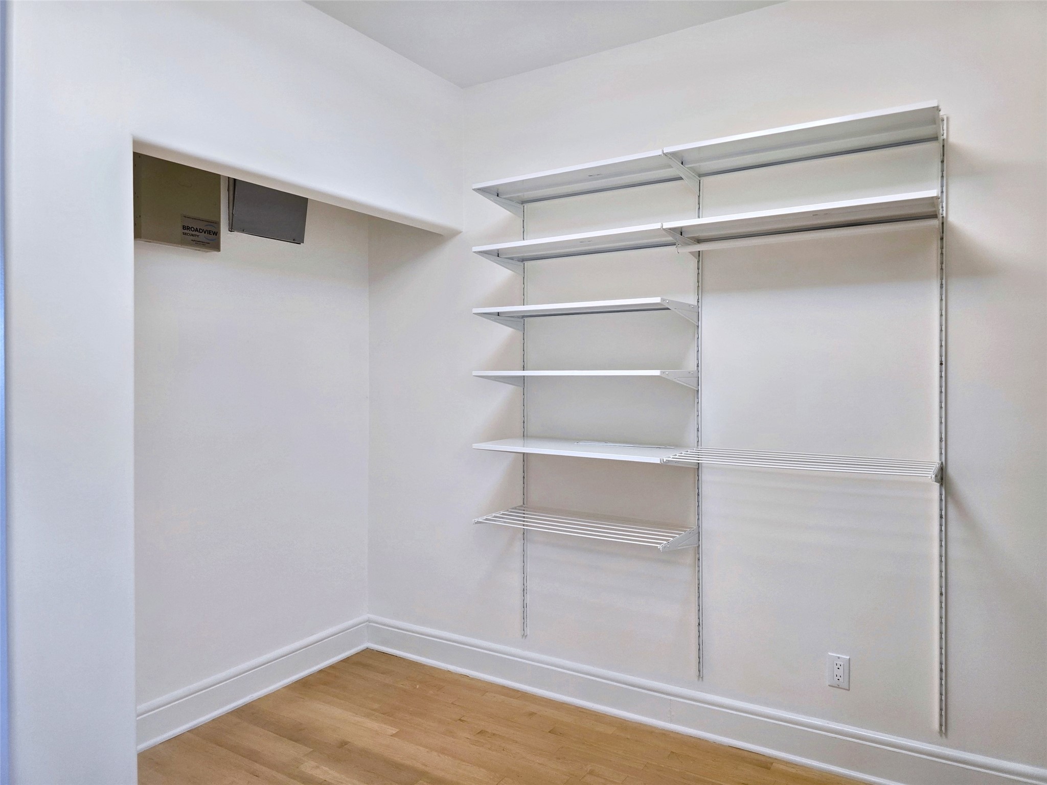 1700 Montrose Boulevard , Houston, TX, 77006 | 98088500 | Realty Texas LLC