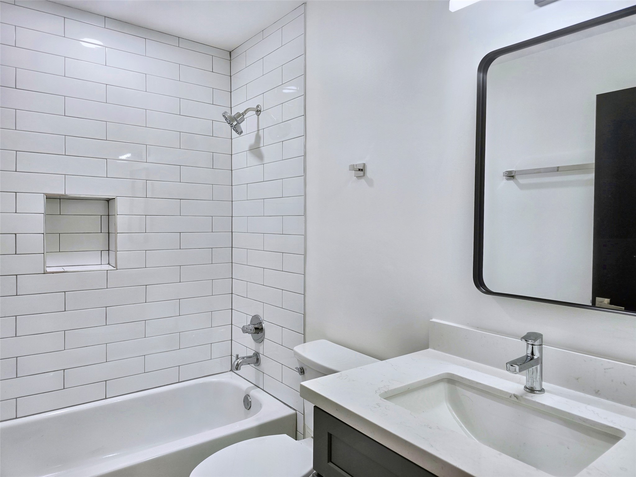 1700 Montrose Boulevard , Houston, TX, 77006 | 98088500 | Realty Texas LLC