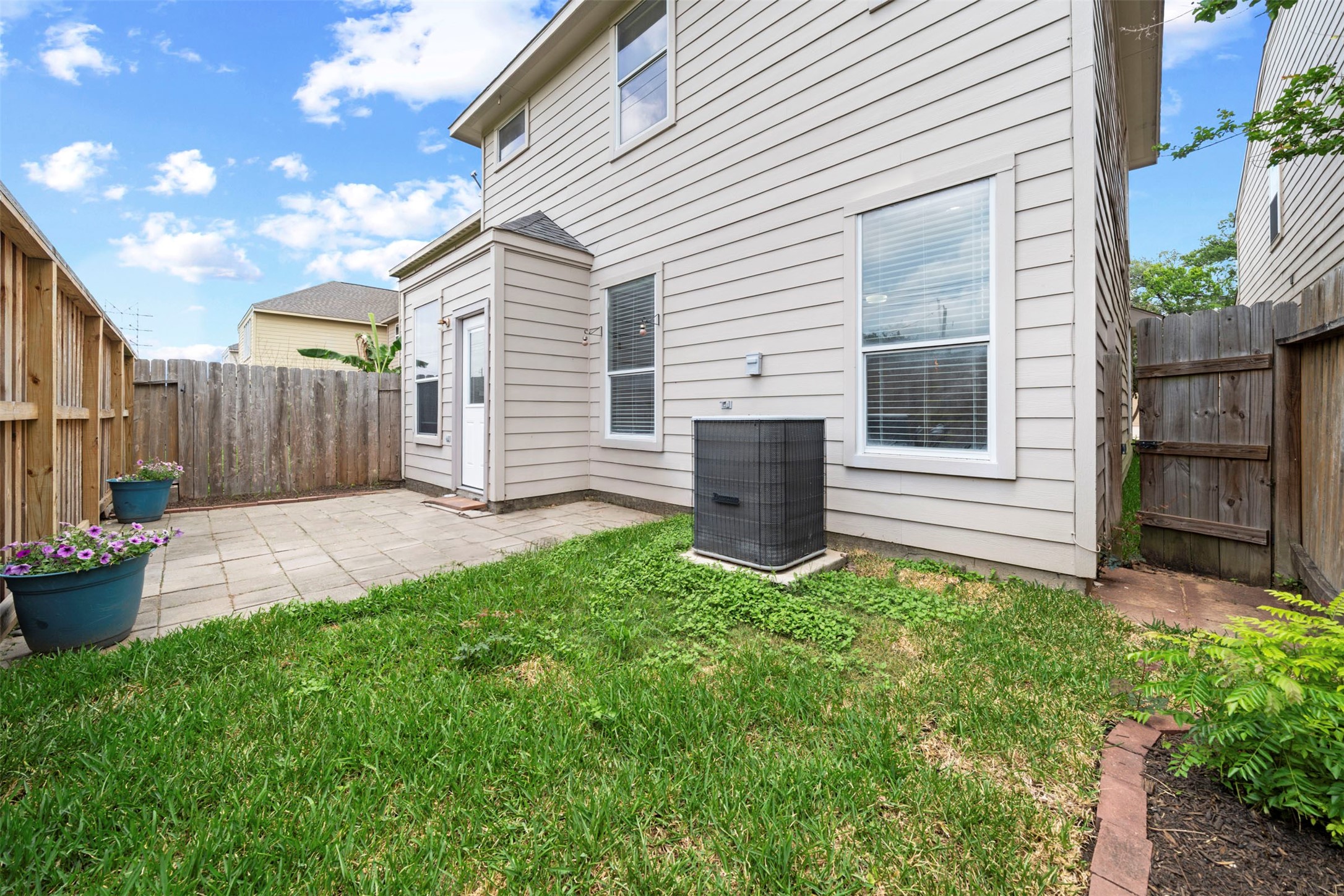 10911 Panther Court , Houston, TX, 77099 | 52609821 | Realty Texas LLC