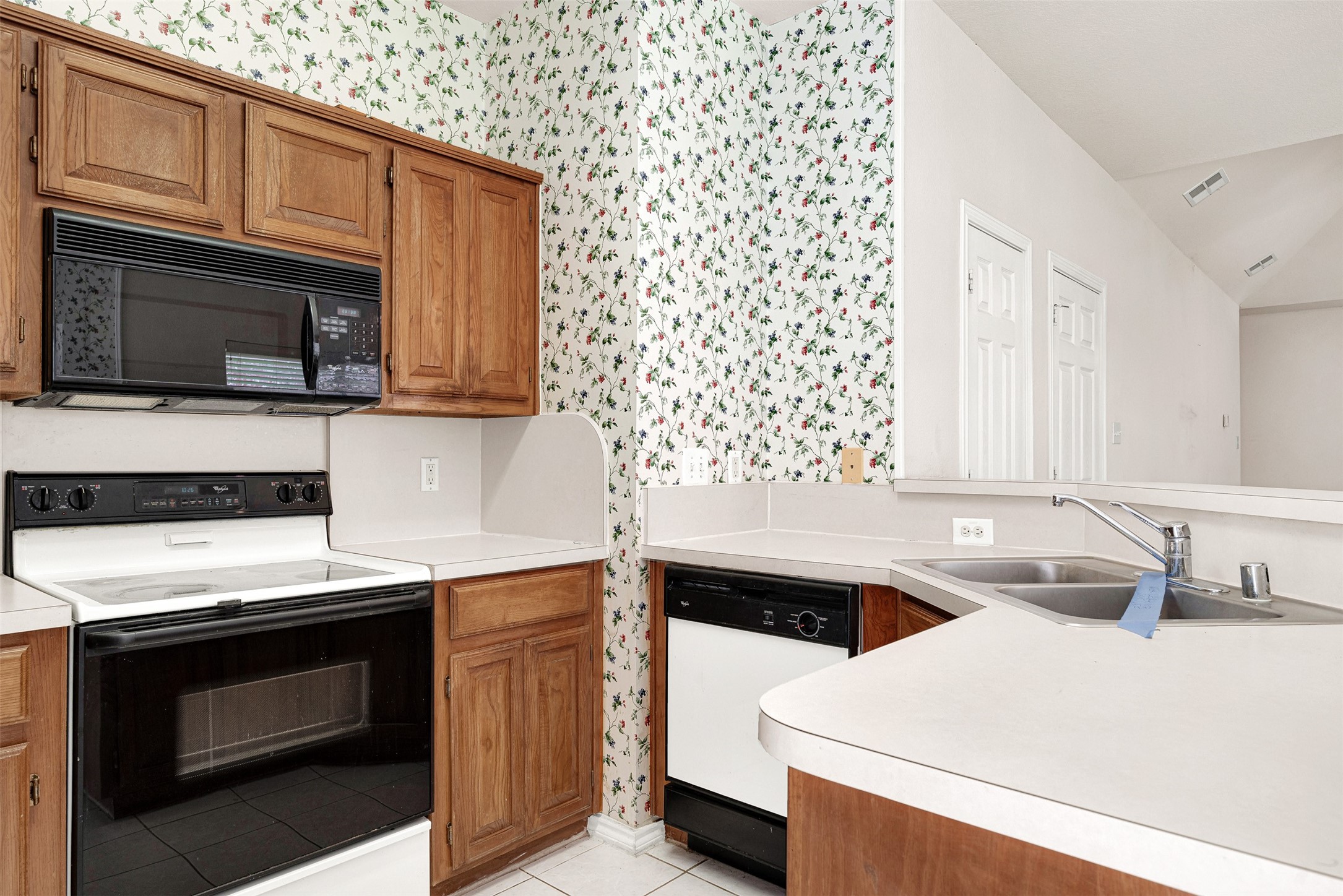 4520 LEE Street , Carrollton, TX, 75010 | 20925172 | Realty Texas LLC