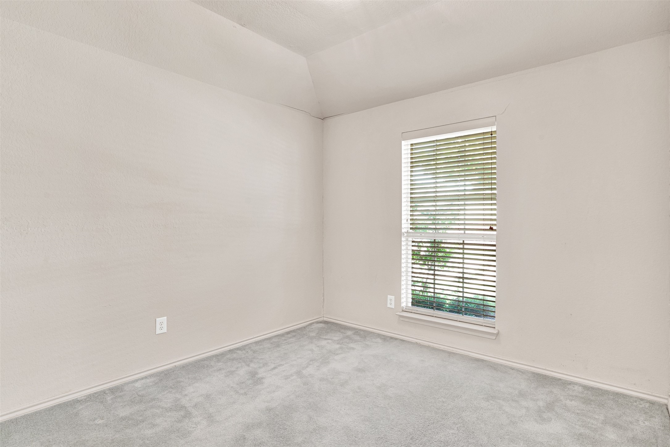 4520 LEE Street , Carrollton, TX, 75010 | 20925172 | Realty Texas LLC