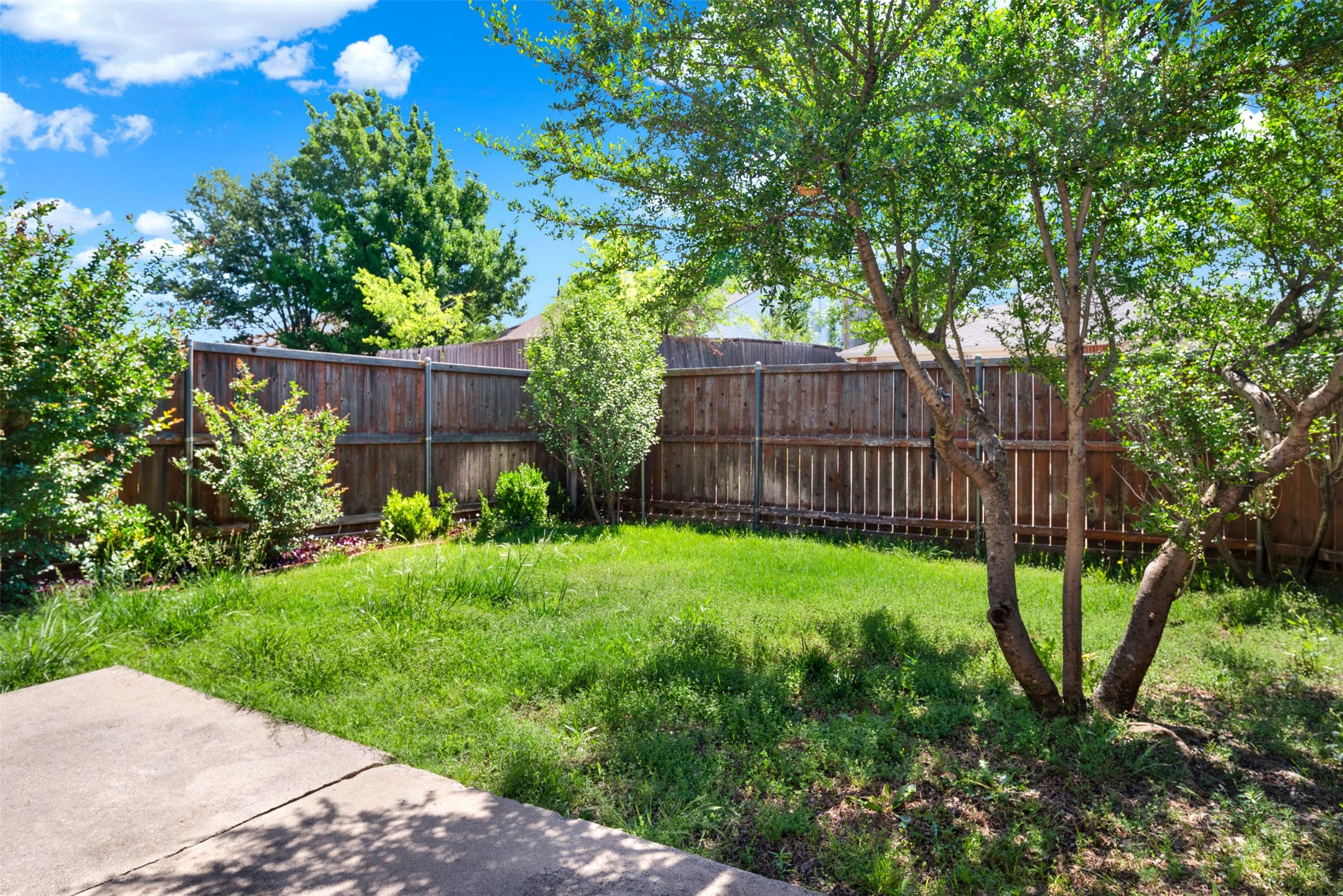 4520 LEE Street , Carrollton, TX, 75010 | 20925172 | Realty Texas LLC