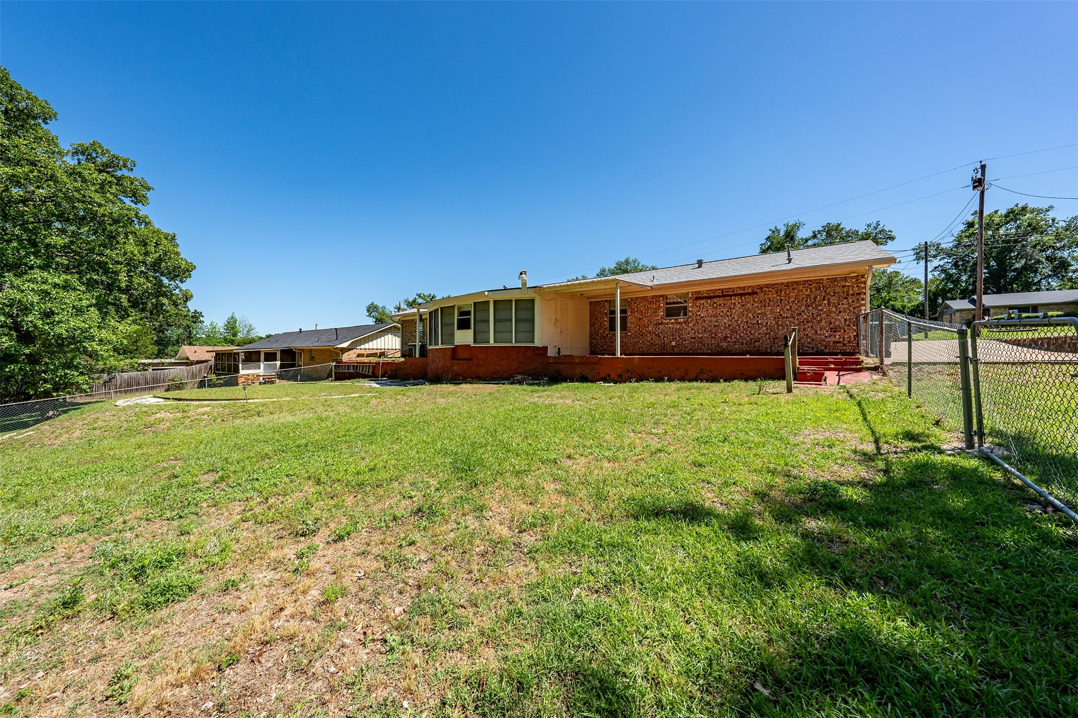 2026 Neeley , Tyler, TX, 75701 | 20929749 | Realty Texas LLC