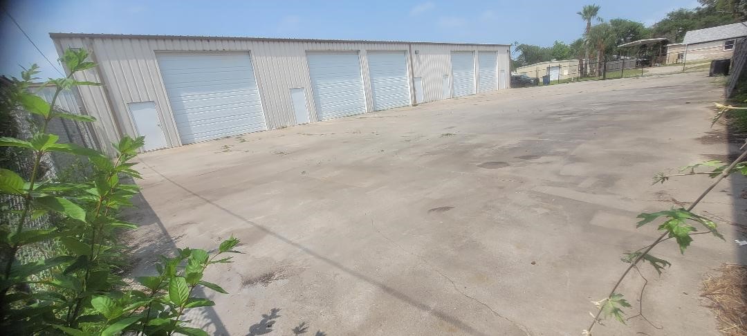 217 S 7th Street , Rockport, TX, 78382 | 458832 | Realty Texas LLC