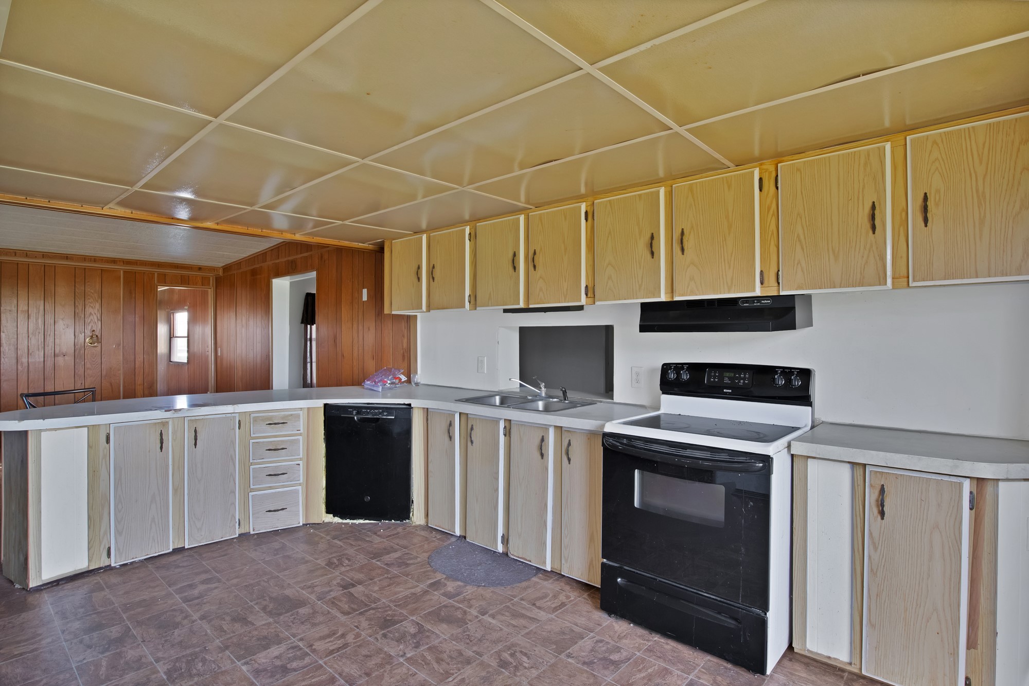 201 Fox Run Road, Cleburne, TX, 76033 | 20929791 | Realty Texas LLC