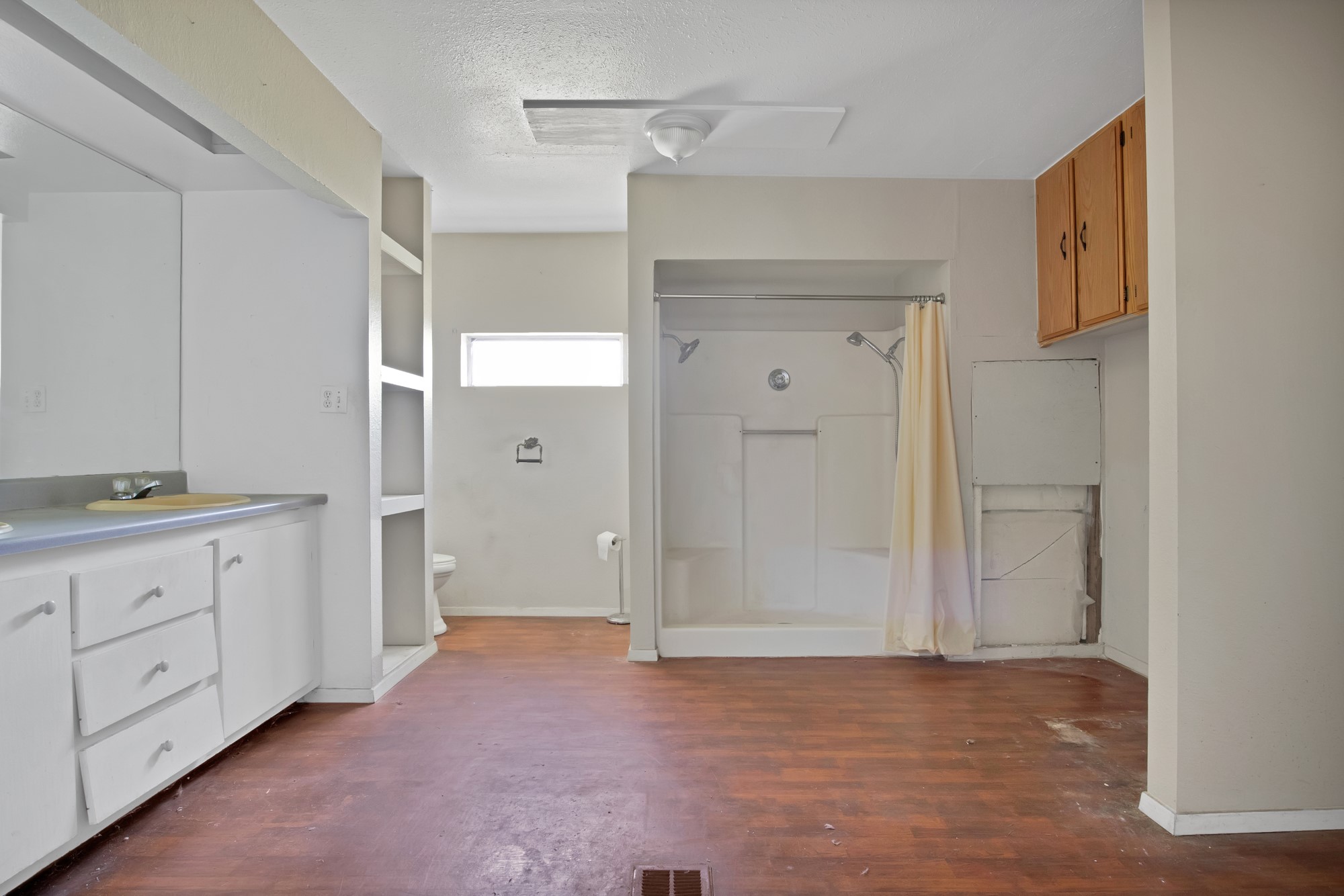 201 Fox Run Road, Cleburne, TX, 76033 | 20929791 | Realty Texas LLC