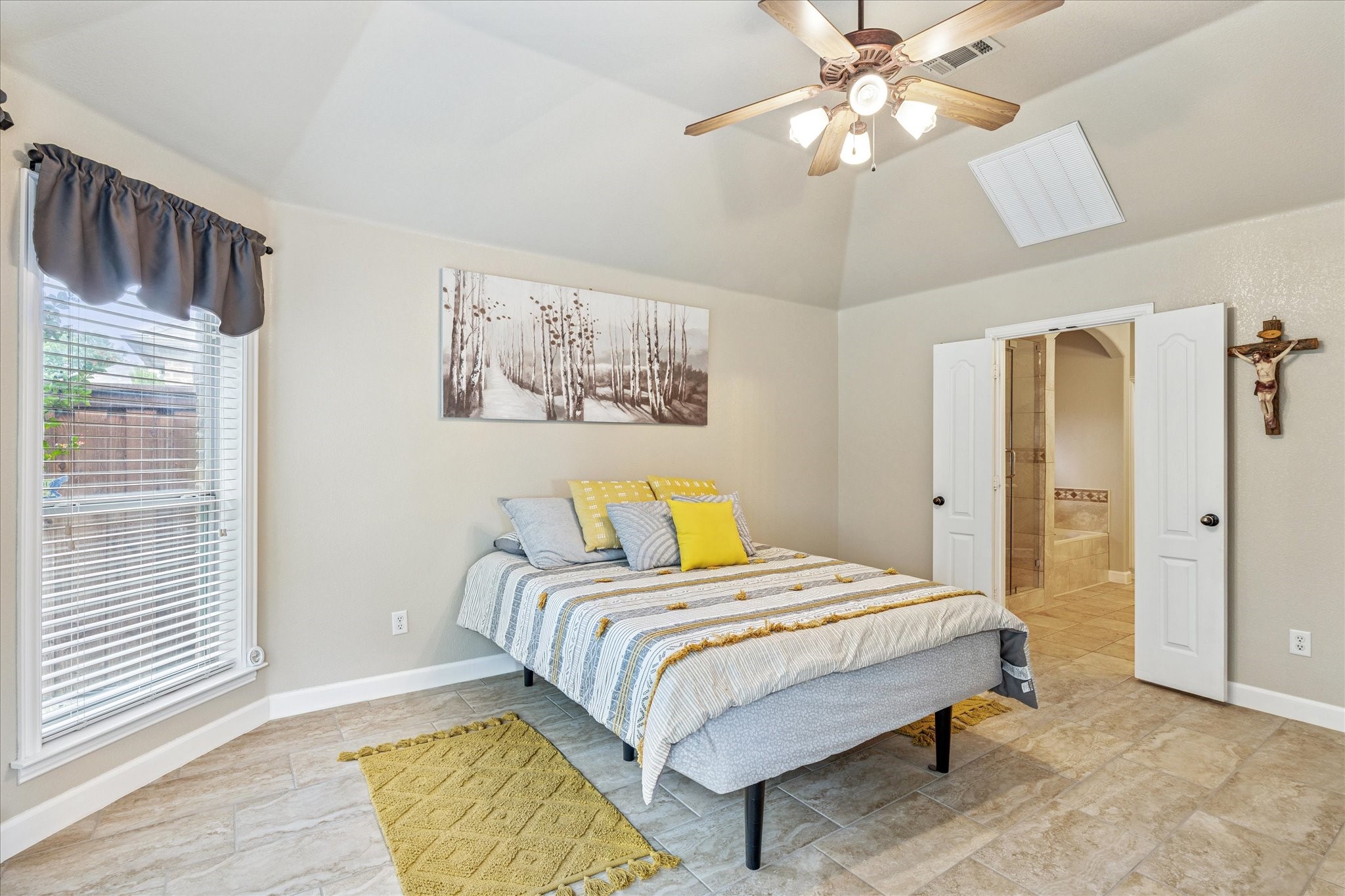 8208 Fall Crest Drive , Fort Worth, TX, 76053 | 20923071 | Realty Texas LLC