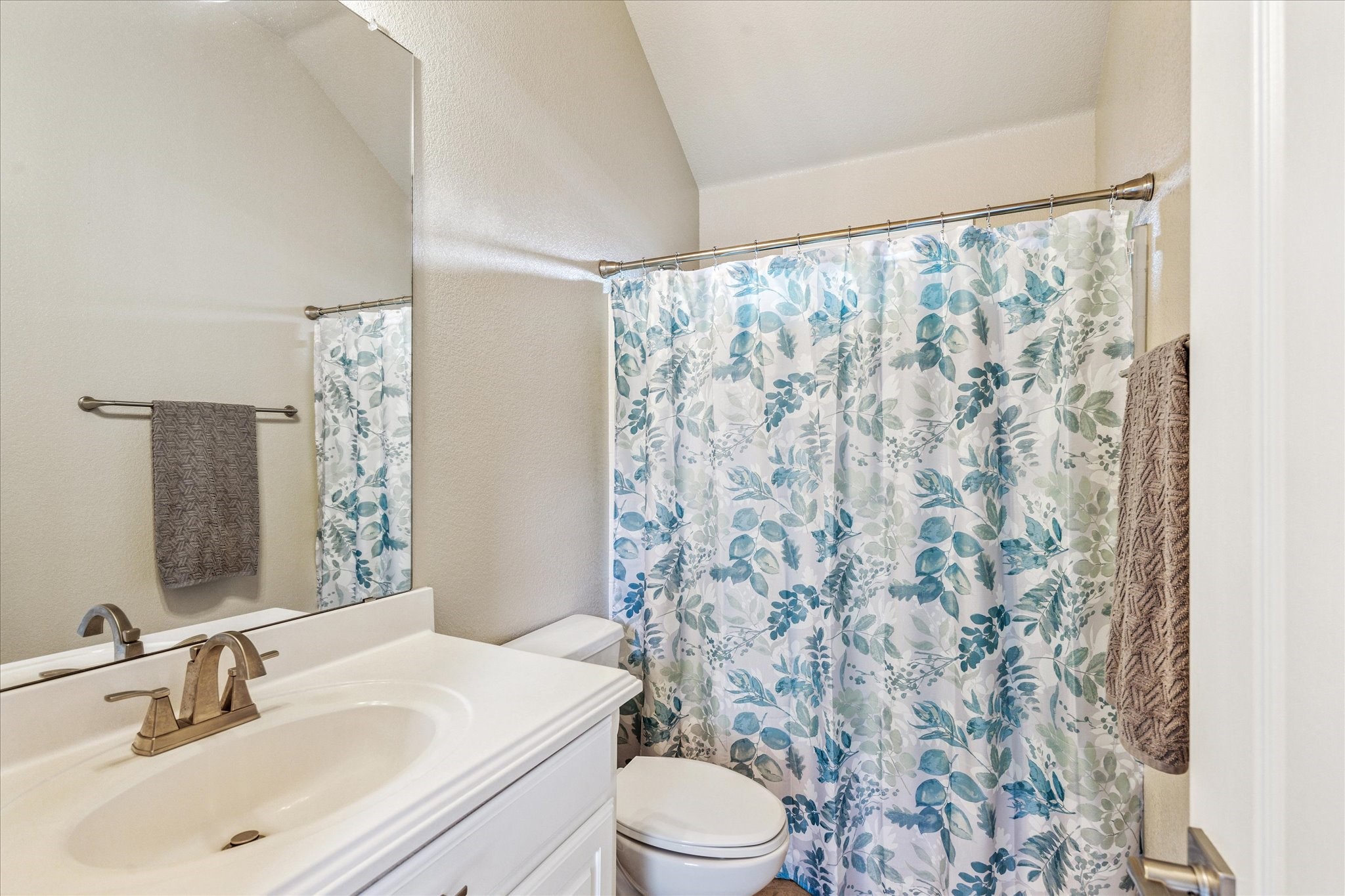 8208 Fall Crest Drive , Fort Worth, TX, 76053 | 20923071 | Realty Texas LLC