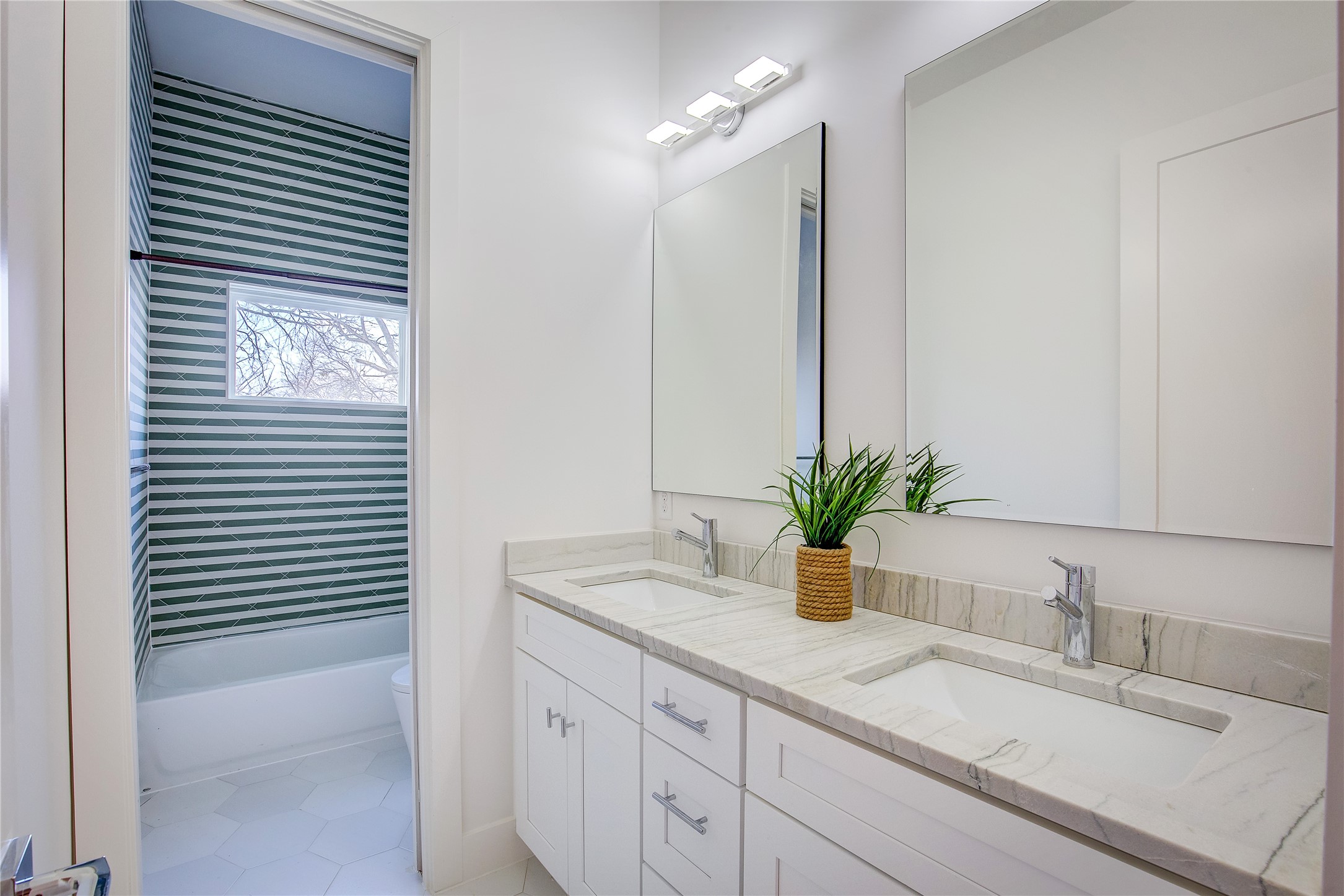 6702 Tyree Street , Dallas, TX, 75209 | 20930040 | Realty Texas LLC