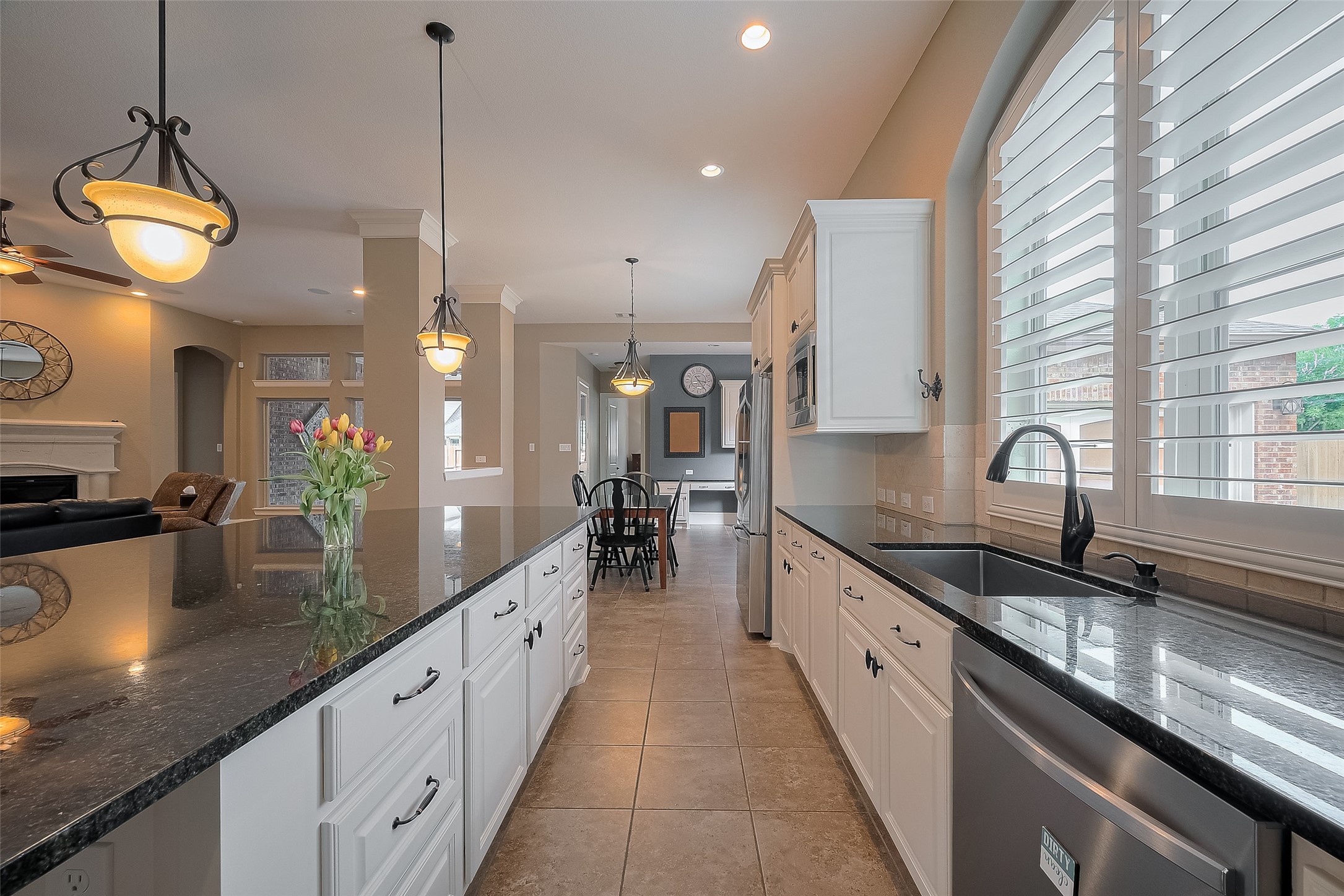 6111 DUKE TRAIL , Sugar Land, TX, 77479 | 38851801 | Realty Texas LLC