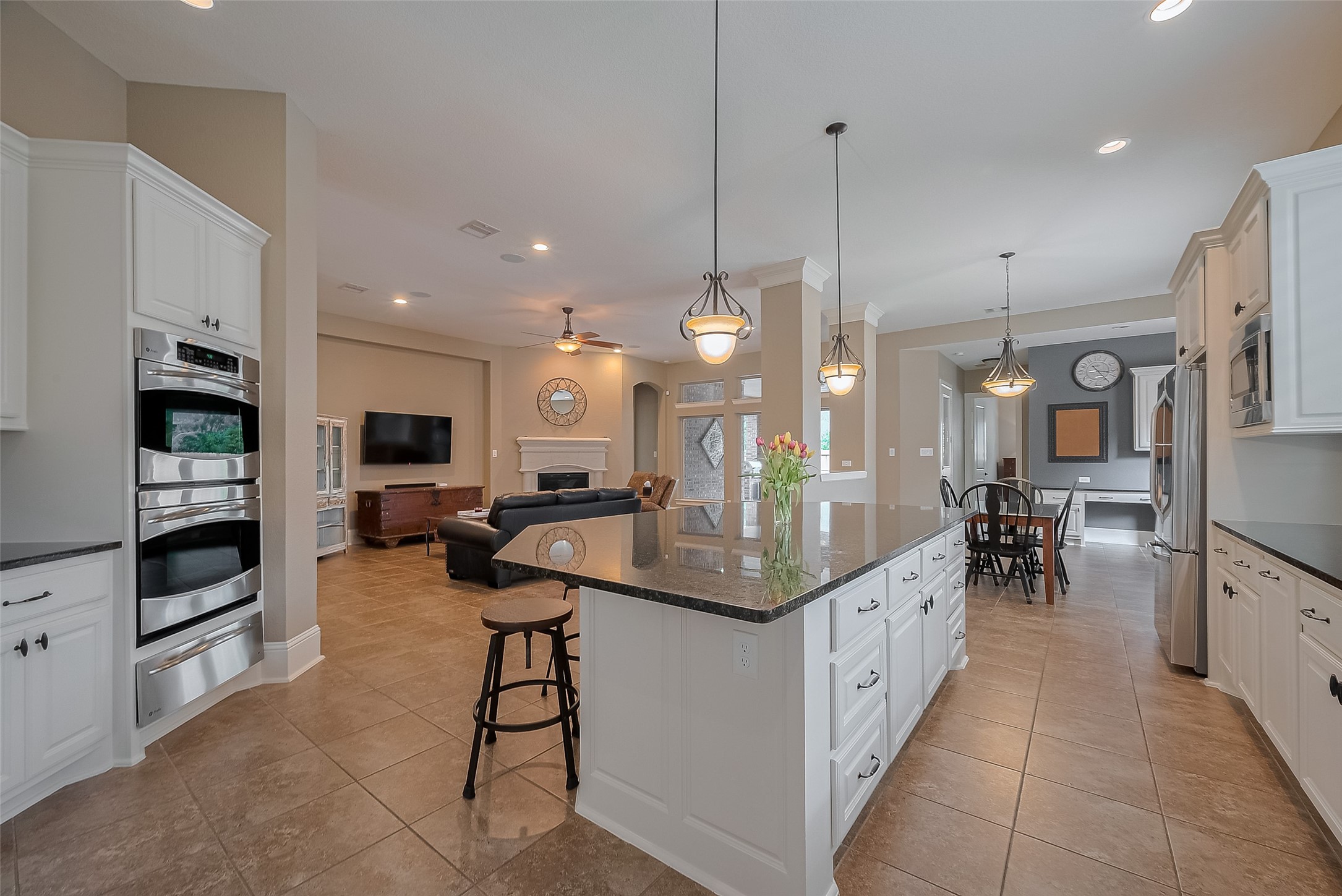 6111 DUKE TRAIL , Sugar Land, TX, 77479 | 38851801 | Realty Texas LLC
