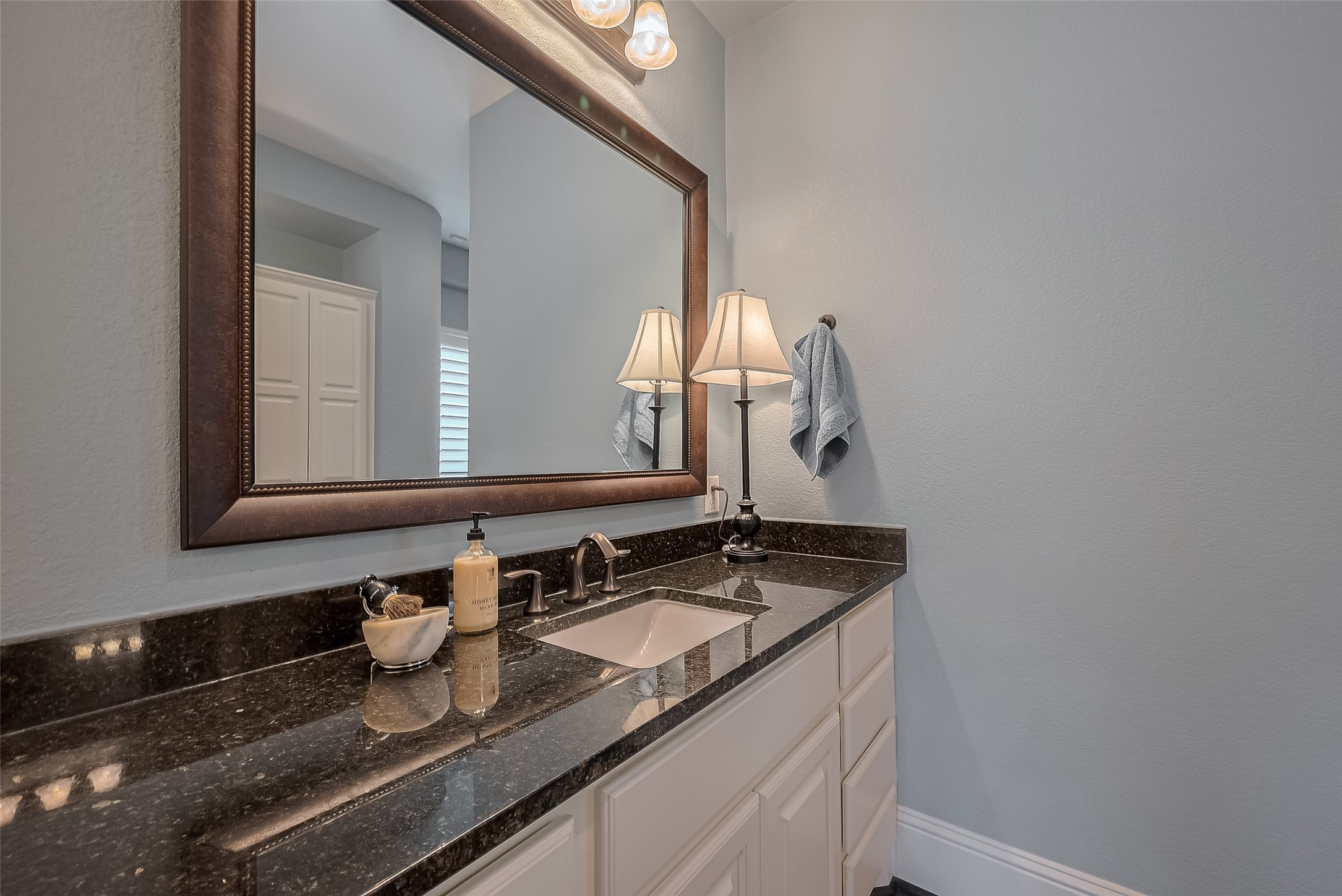 6111 DUKE TRAIL , Sugar Land, TX, 77479 | 38851801 | Realty Texas LLC