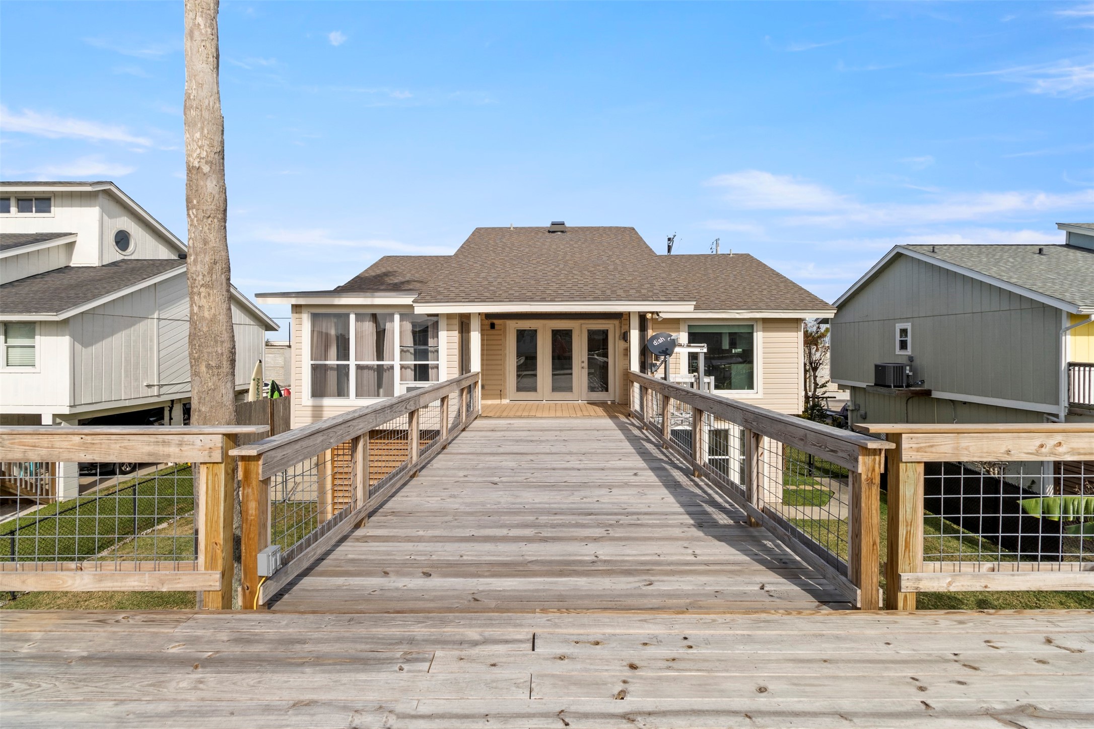 16 N Omega Street , La Marque, TX, 77568 | 17953781 | Realty Texas LLC