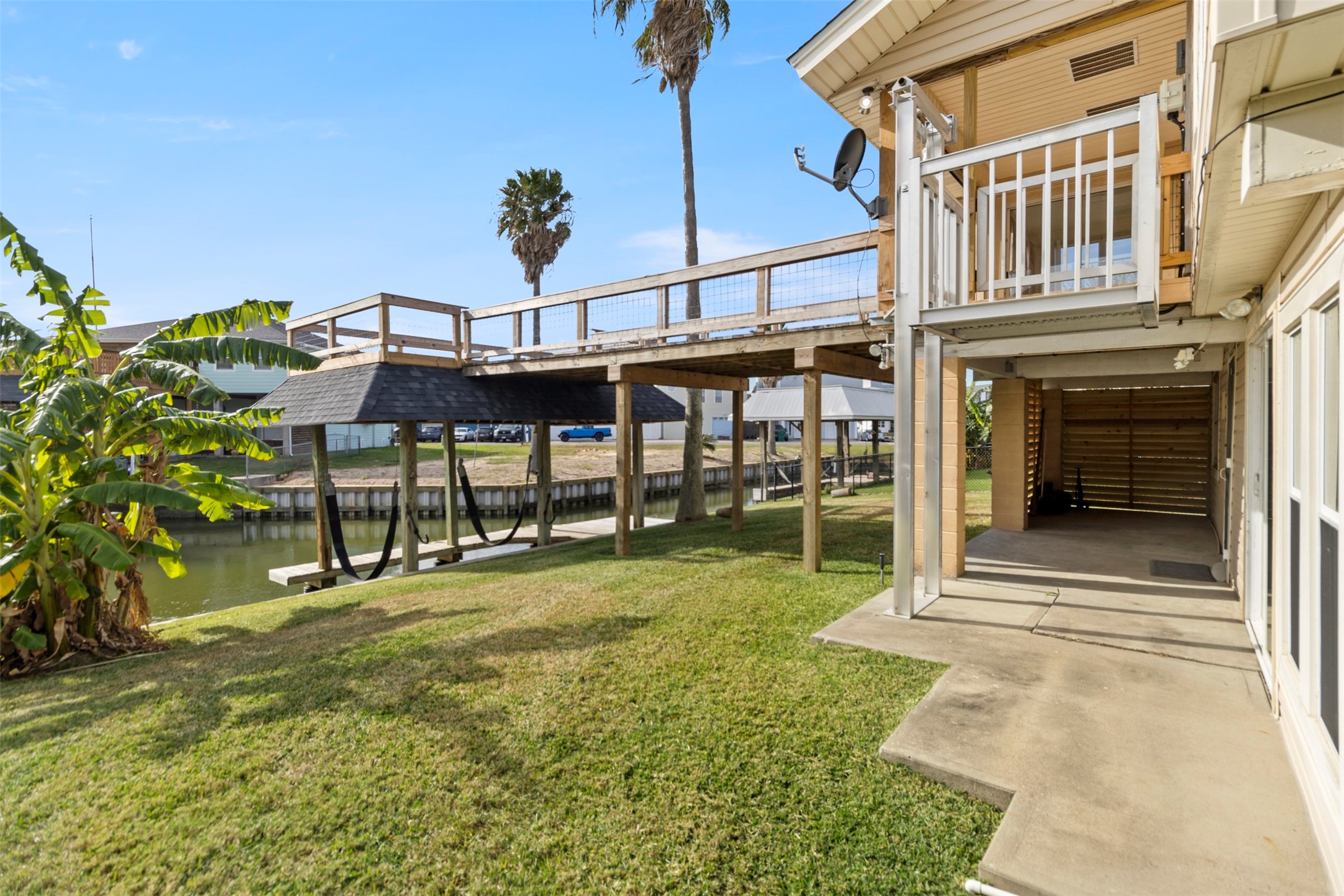 16 N Omega Street , La Marque, TX, 77568 | 17953781 | Realty Texas LLC
