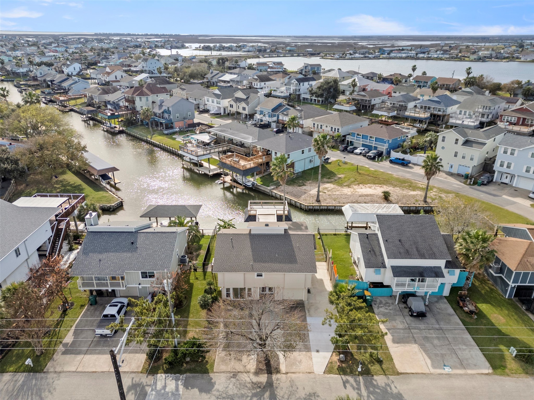 16 N Omega Street , La Marque, TX, 77568 | 17953781 | Realty Texas LLC