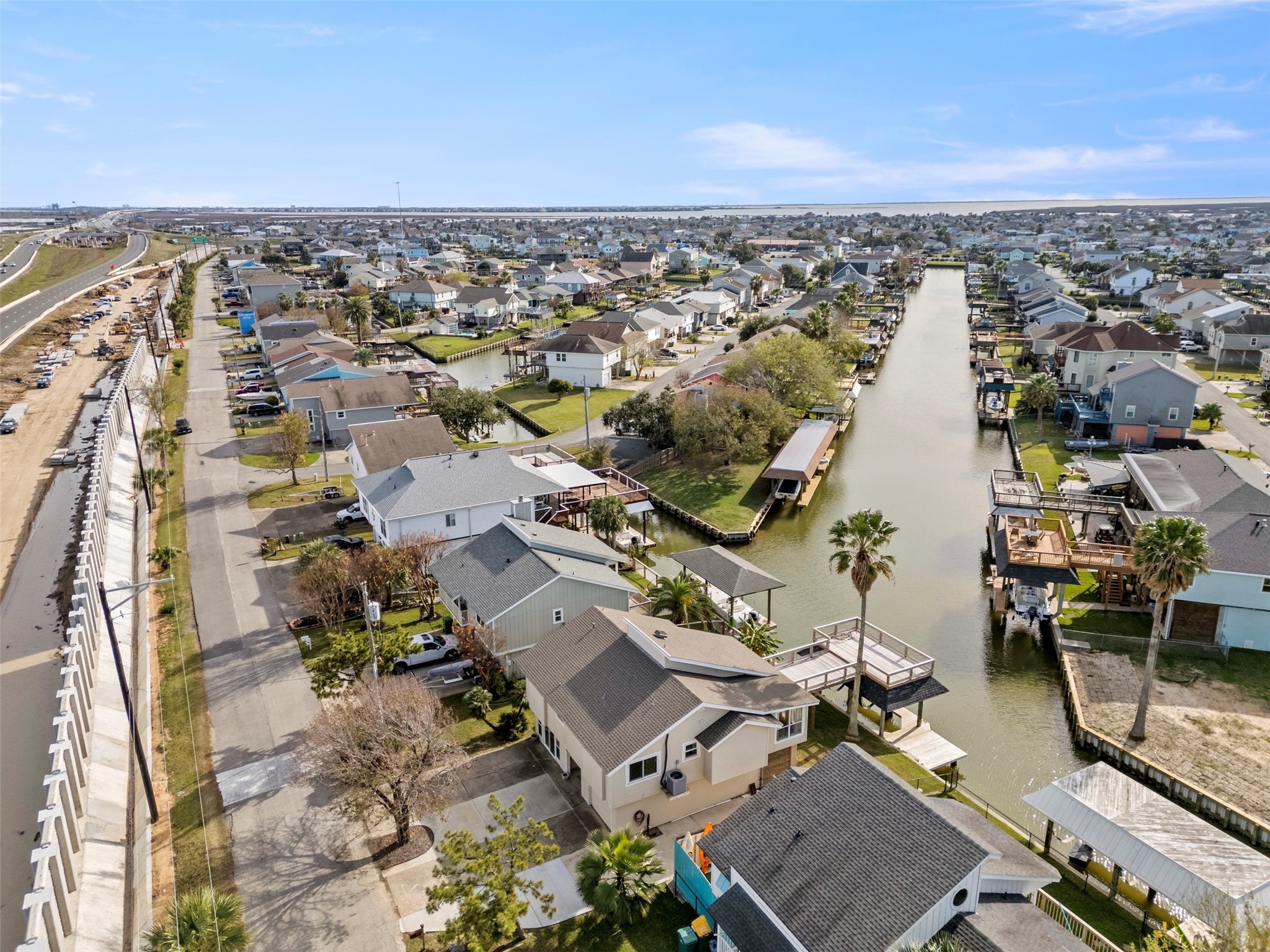 16 N Omega Street , La Marque, TX, 77568 | 17953781 | Realty Texas LLC