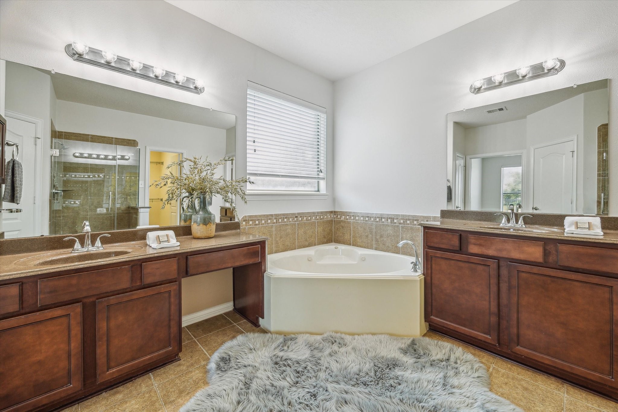 2929 Auburn Woods Drive , Pearland, TX, 77581 | 60176028 | Realty Texas LLC