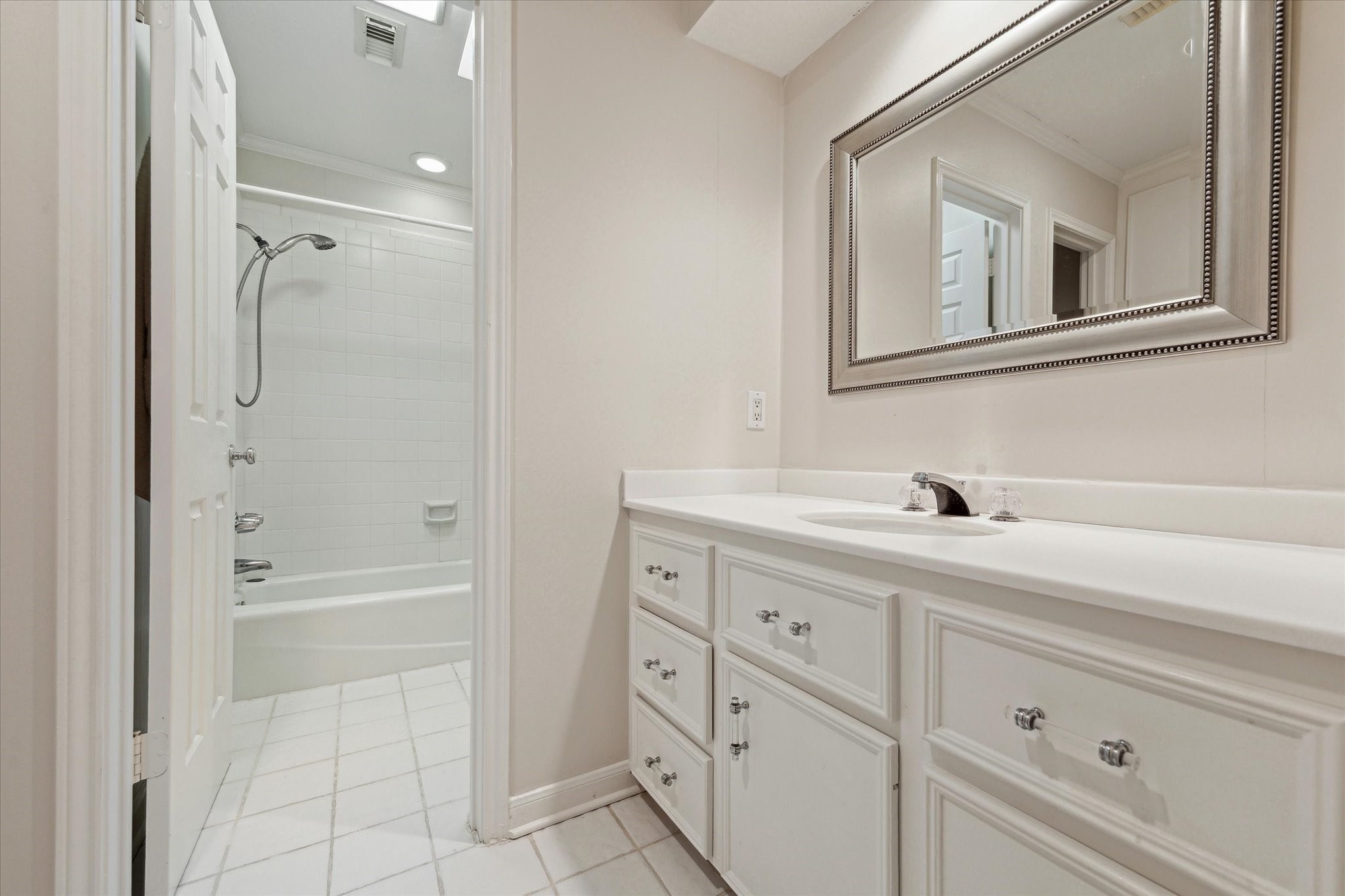 417 Hedwig Road , Piney Point Village, TX, 77024 | 89620622 | Realty Texas LLC