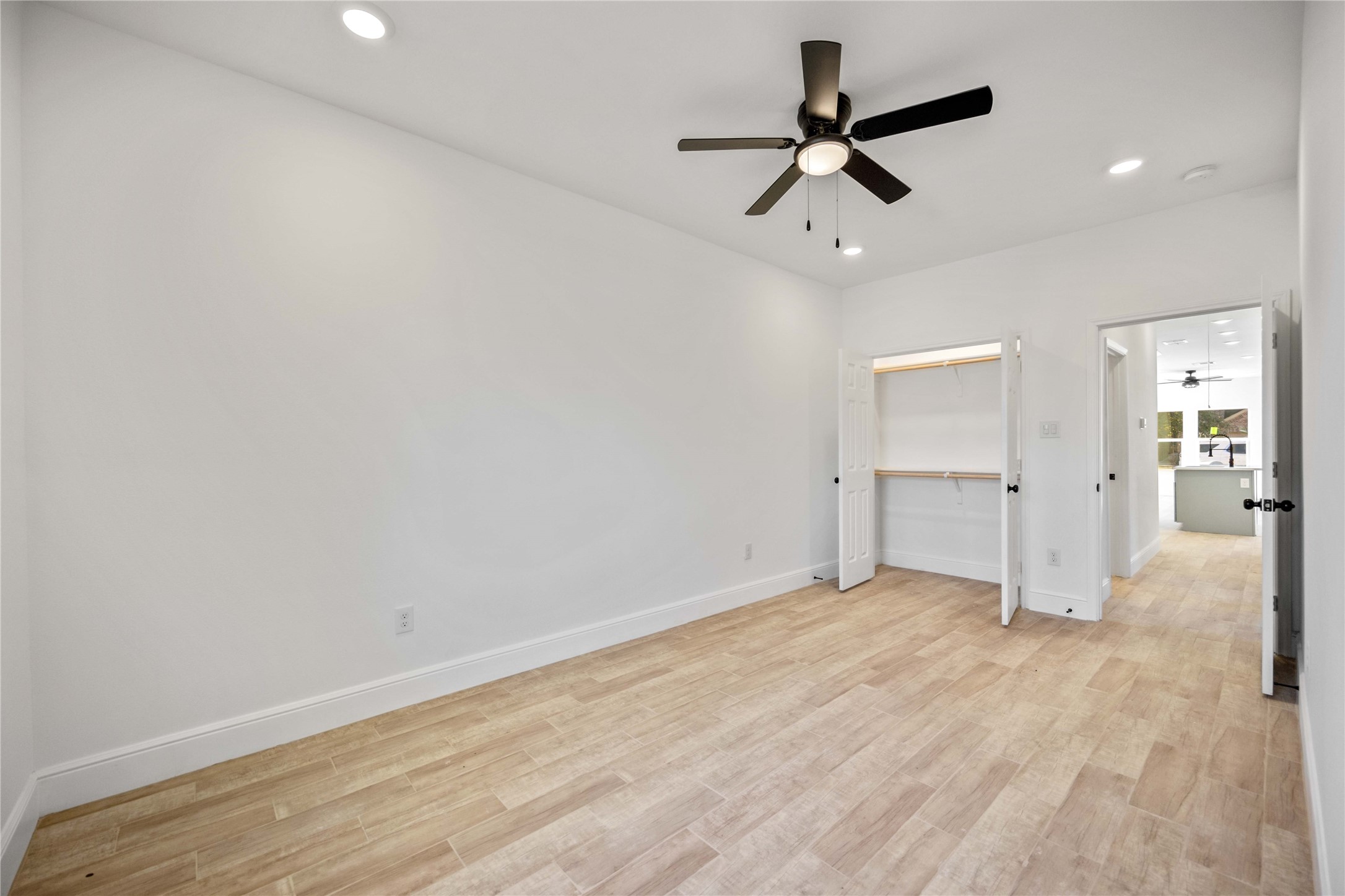 4139 Brinkley Street A/B , Houston, TX, 77051 | 5049600 | Realty Texas LLC