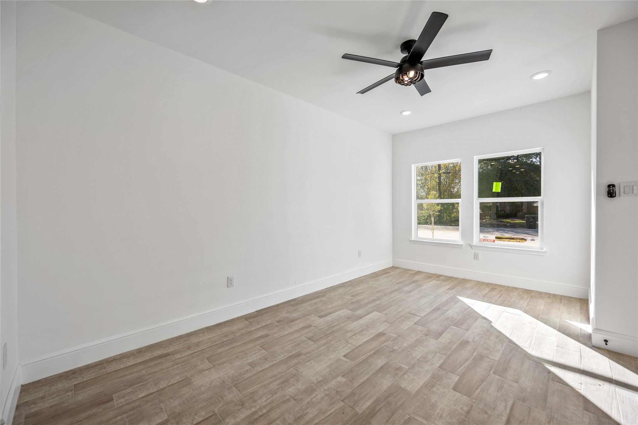 4139 Brinkley Street A/B , Houston, TX, 77051 | 5049600 | Realty Texas LLC