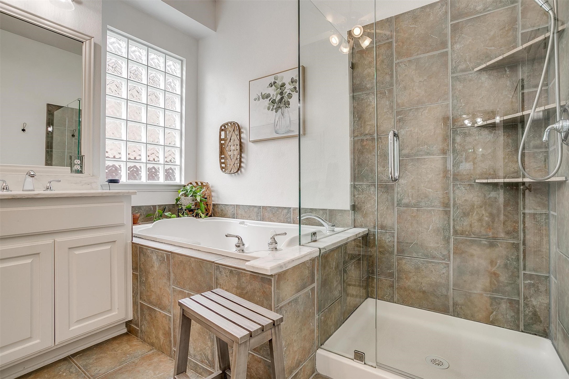 2632 Lakebend Drive , Grand Prairie, TX, 75054 | 20921297 | Realty Texas LLC