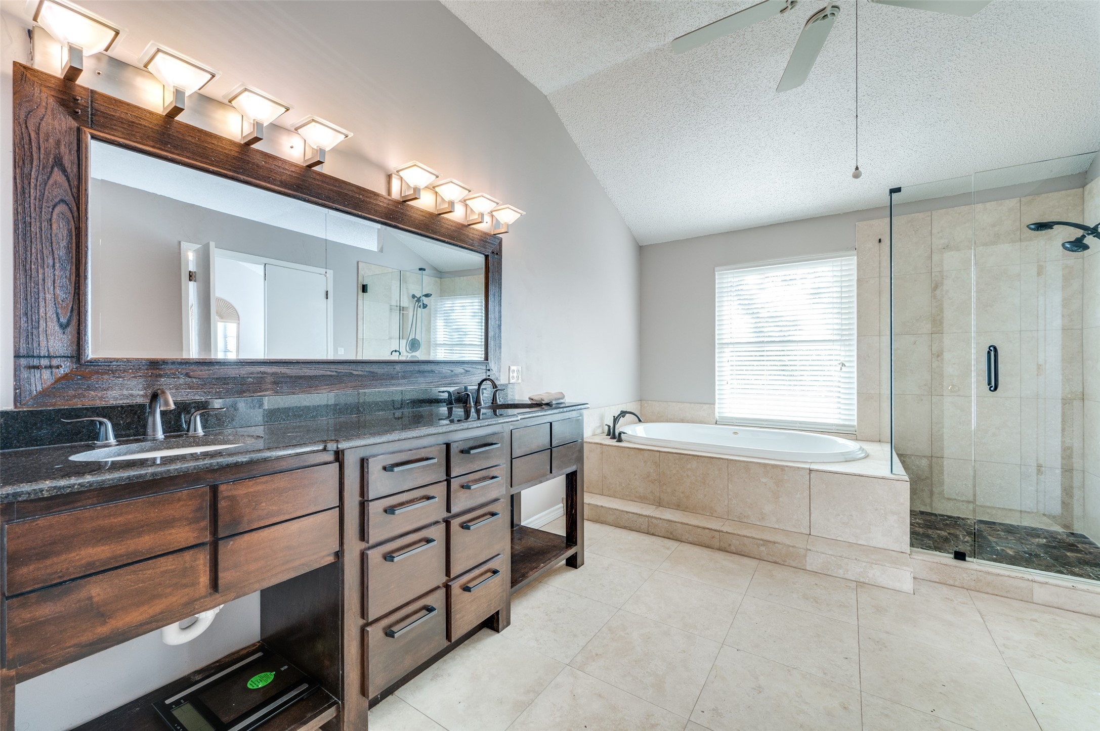2061 Sienna Trail , Lewisville, TX, 75067 | 20930795 | Realty Texas LLC